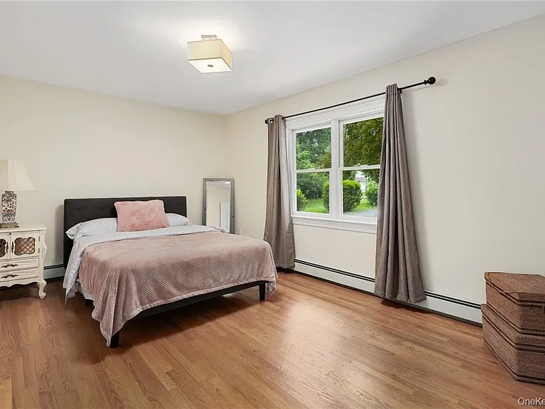 30 Palmer Ln — Photo 10