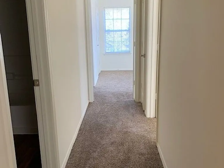 Hamilton at Turman Farms Apartments — Photo 54