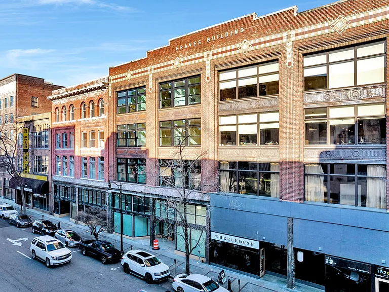 Theatre Lofts — Photo 18