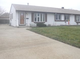 8842 S Kolmar Ave, Hometown, IL 60456