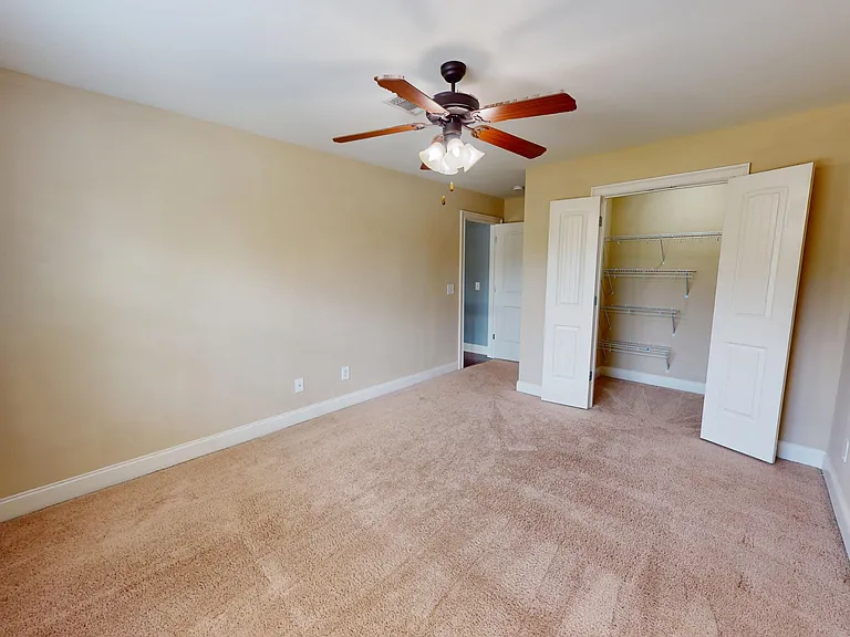415 Melison Dr — Photo 30