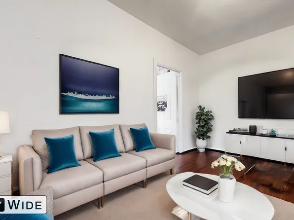 343 East 51st Street image 1 of 8