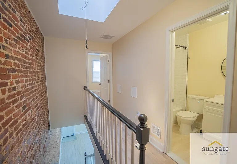 3205 Esther Pl — Photo 14