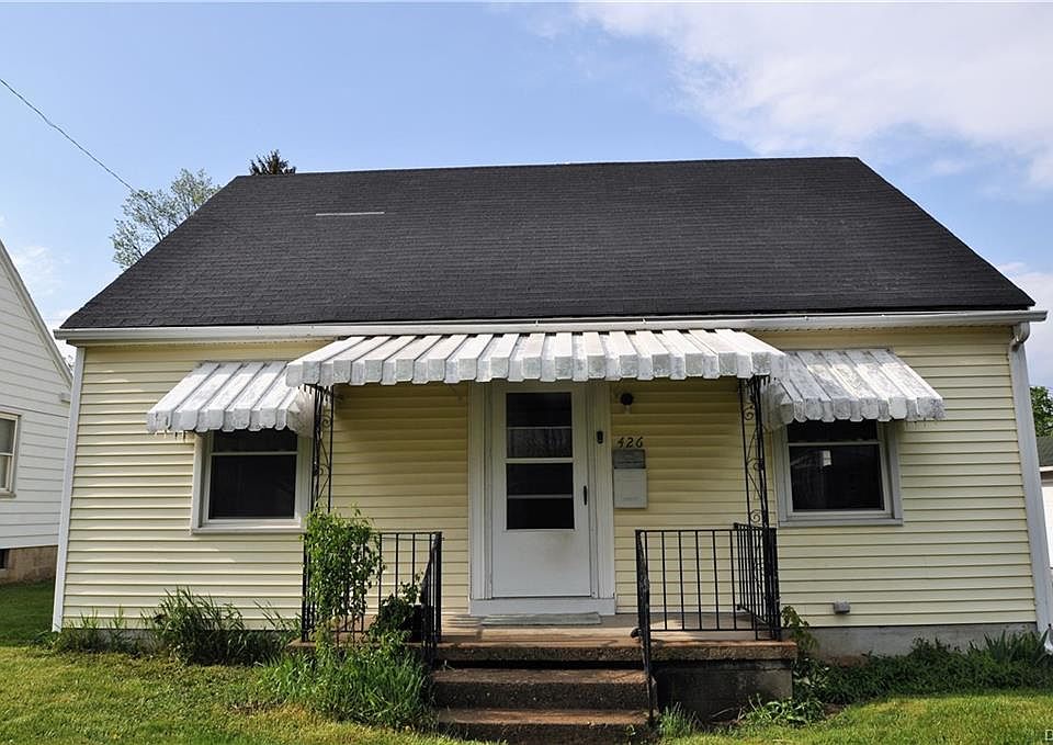 1st image of 426 Belmont St