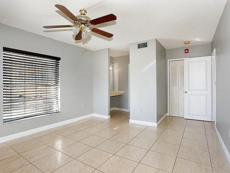 110 Salamanca Ave #PENTHOUSE — Photo 19