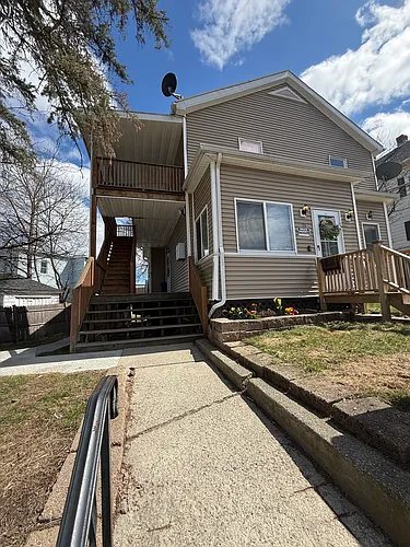 15 Oakes Ave #2 Photo 1