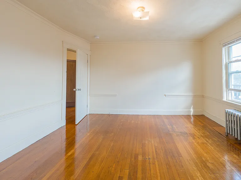 575 Hyde Park Ave #3 — Photo 9