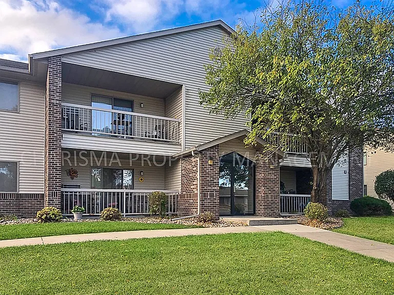 Briarwood of Brandon — Photo 1