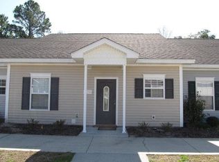 328 Moss Creek Ln, Brunswick, GA 31520