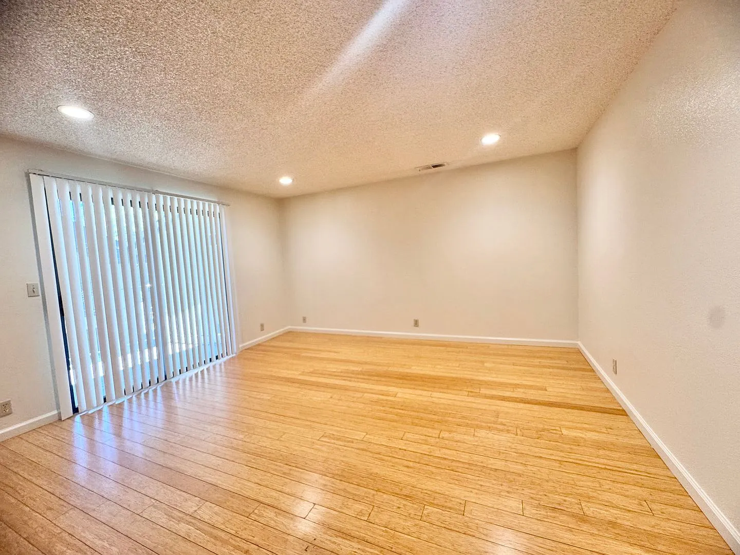 Stadium Village Apartments — Photo 4
