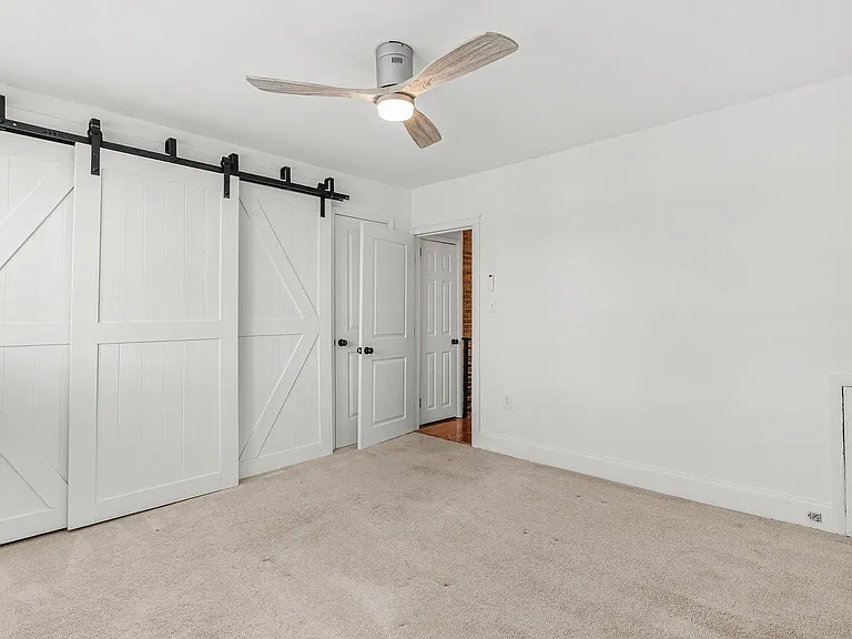 2911 S 15th St — Photo 12