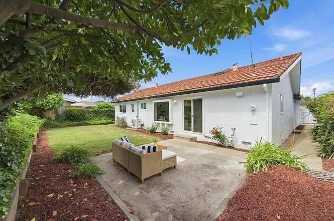 399 Castro Ct — Photo 19