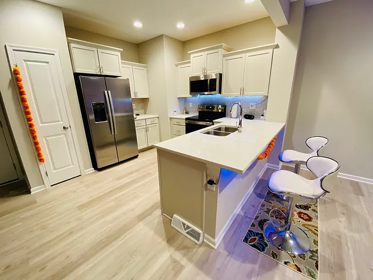 9425 Primo Ln — Photo 4
