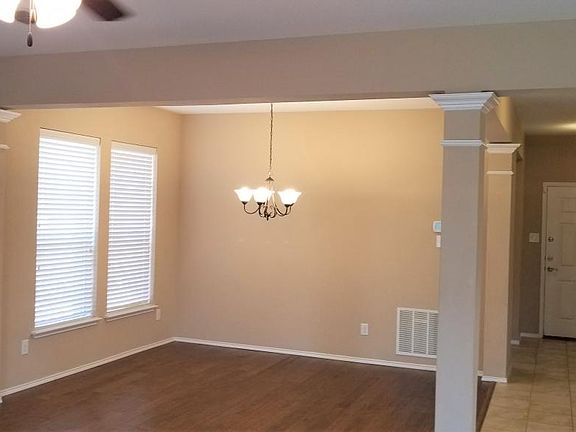 5th image of 15537 Gatehouse Dr