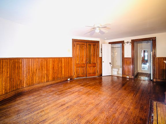 3rd image of 154 W 94th St #A1