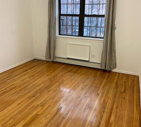 5th image of 59-35 174th St Floor 1