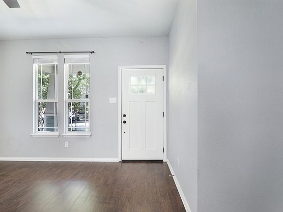 5th image of 10324 Franklin Dr
