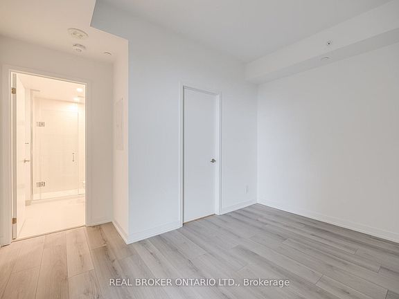 4th image of 1787 Saint Clair Ave W #625