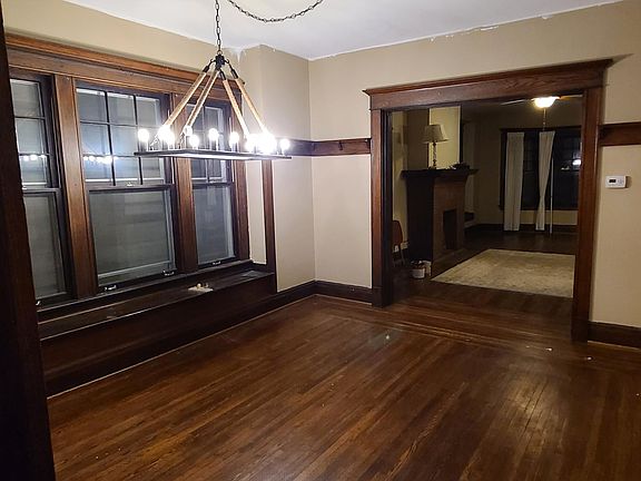 3rd image of 254 Pennsylvania St #2