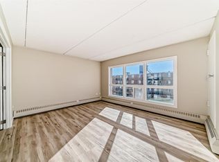 1414 N 12th St SW #605, Calgary, AB T3C 3T2