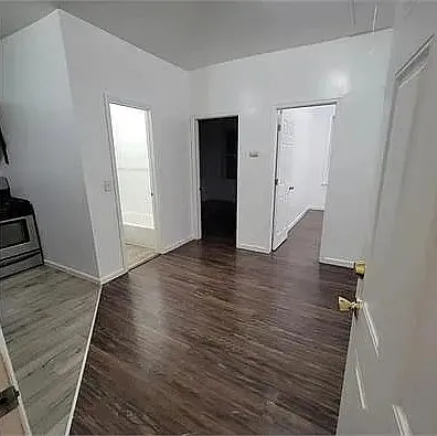 2 bed, 800 sqft, $1,524 — Photo 2