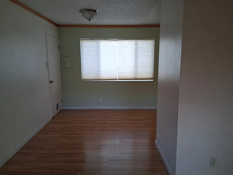 3809 Azalea St — Photo 8