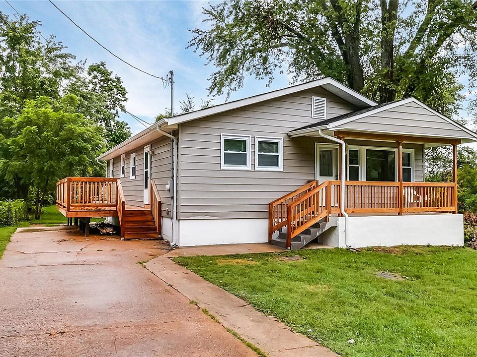 1st image of 7557 Rowles Ave