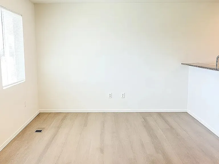 1313 S 6th St #1 — Photo 3