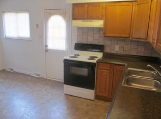 1731 S 5th St, Saint Charles, MO 63303