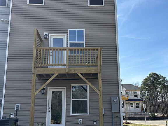 4th image of 3308 Gypsum Dr