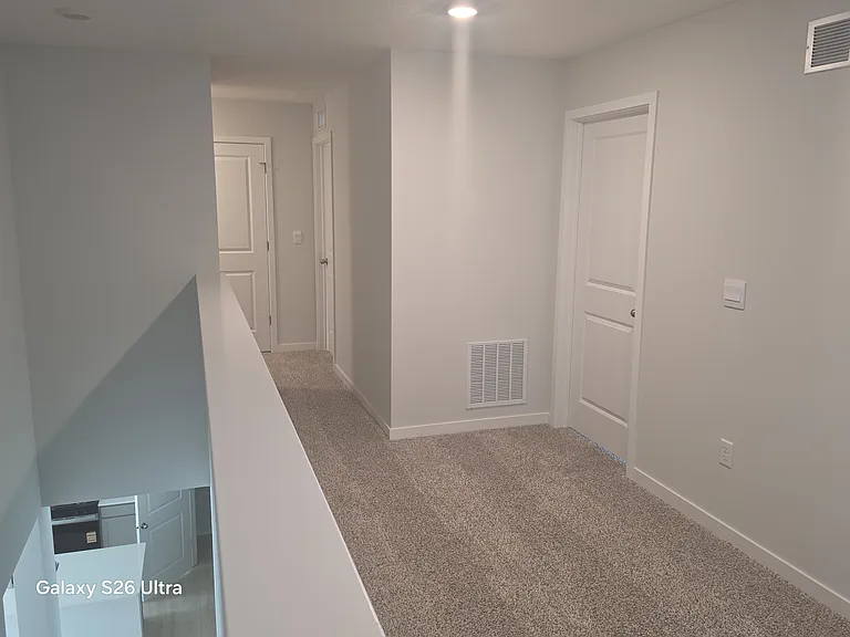 162 Lorrimore Dr — Photo 10