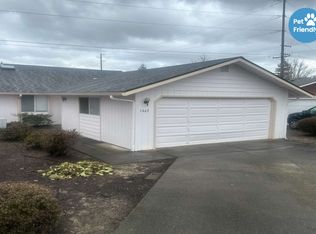 1469 Cameo Ct, Grants Pass, OR 97527