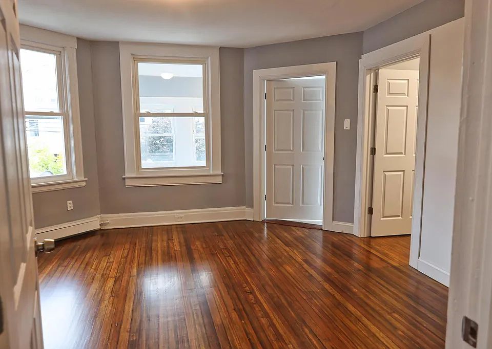 2nd image of 20 Baldwin Ave #B