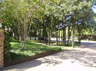 827 Runnymede Rd, Keller, TX 76248