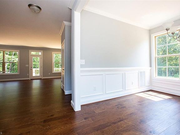 5th image of 3810 Deerwood Acres Dr