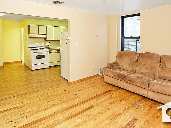 4th image of 200 Bay 22 St #A2