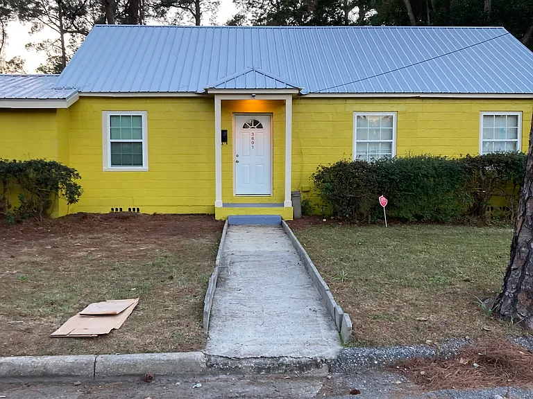 3601 Wylly Ave — Photo 1