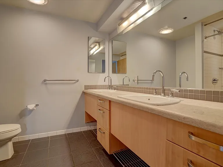 1401 Wewatta St #705 — Photo 13