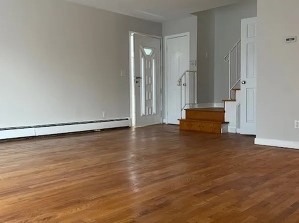 233 Myrtle Avenue image 5 of 34