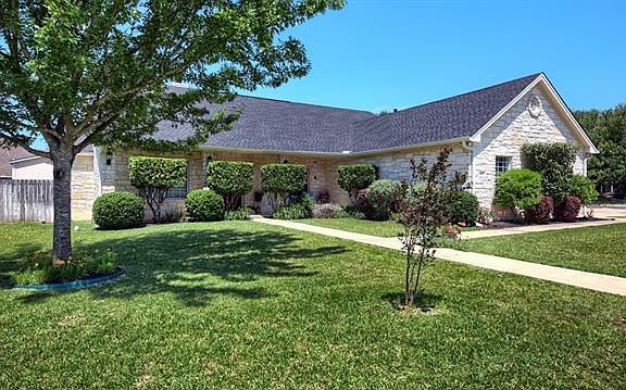 5th image of 4407 Pinehurst Dr