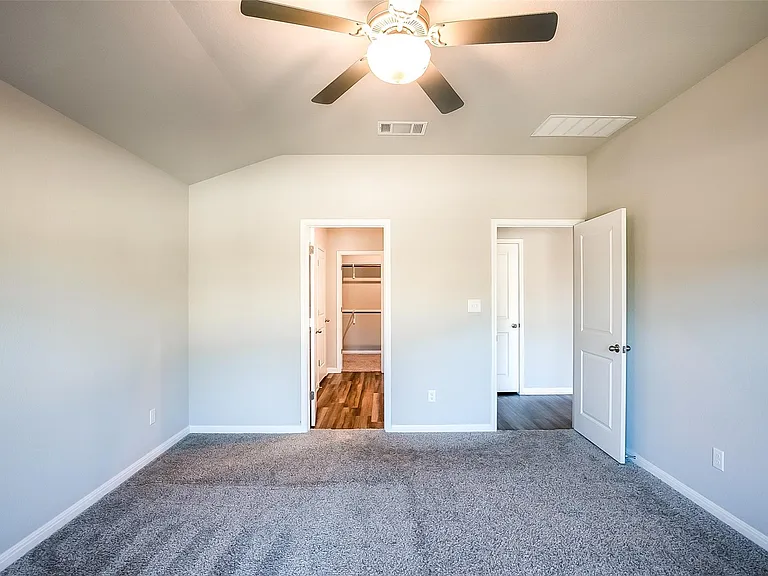 1601 Longhorn Ranch Dr — Photo 16