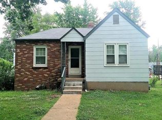 5306 Winslow Dr, Saint Louis, MO 63121