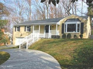 6211 Foxcroft Rd, Alexandria, VA 22307