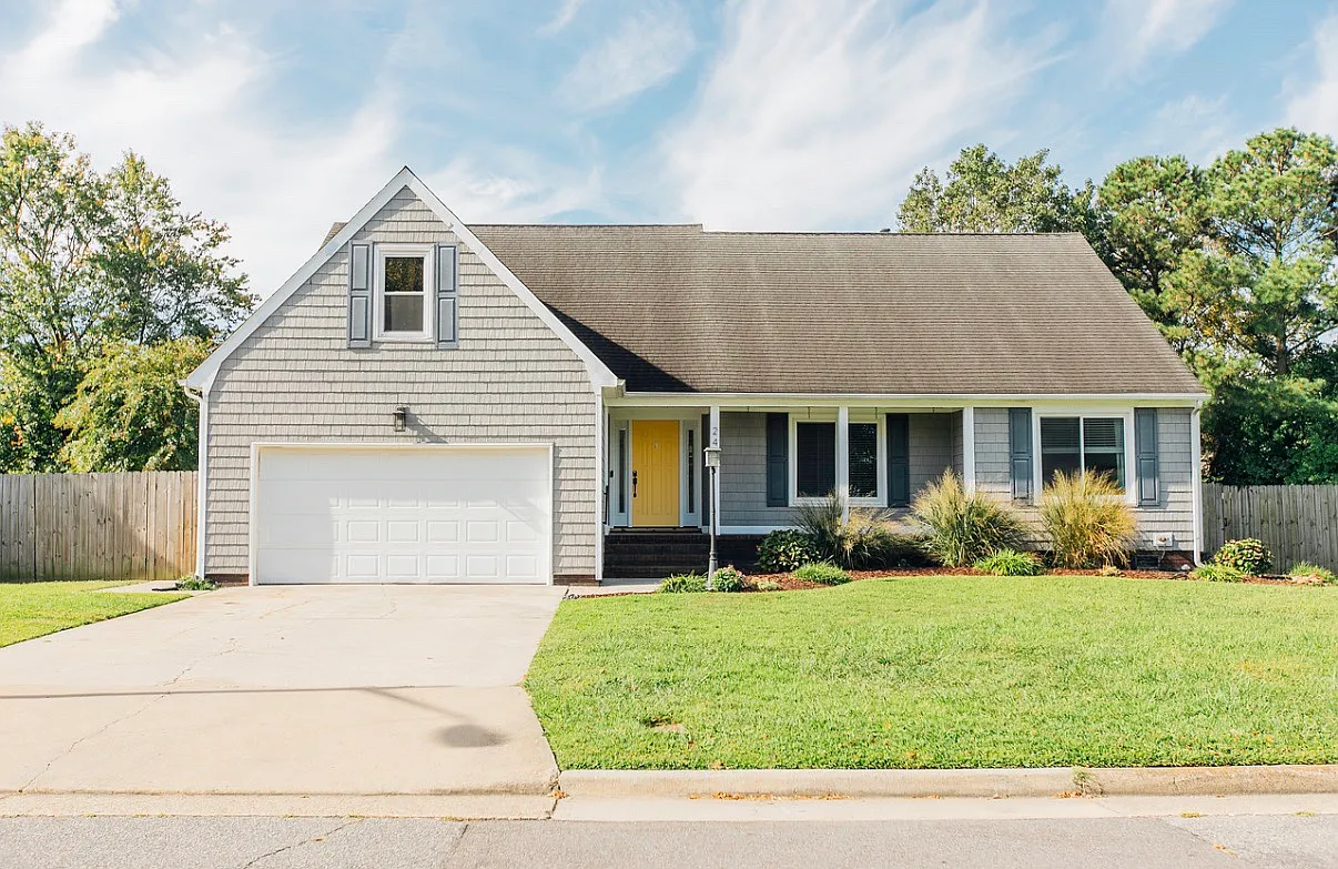 3 bed, 2.5 bath, 1859 sqft, $3,350 — Photo 1