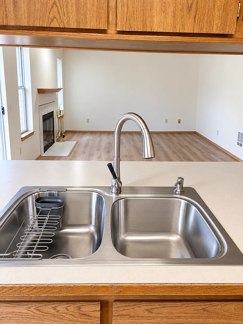 3410 — Photo 2