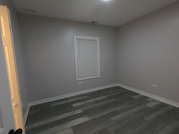 4th image of 8108 S Brandon Ave #1
