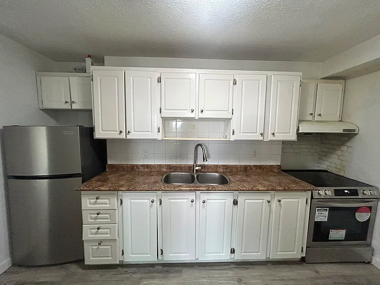 15 Torrance Rd #809 — Photo 10