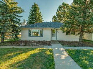 302 C St S, Glen Ullin, ND 58631