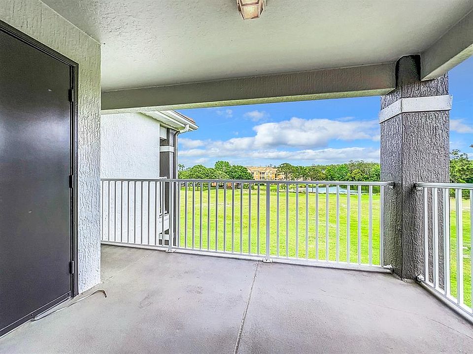 AUDUBON VILLAS AT HUNTERS CREEK CONDOMINIUMS 14037 Fairway Island Dr