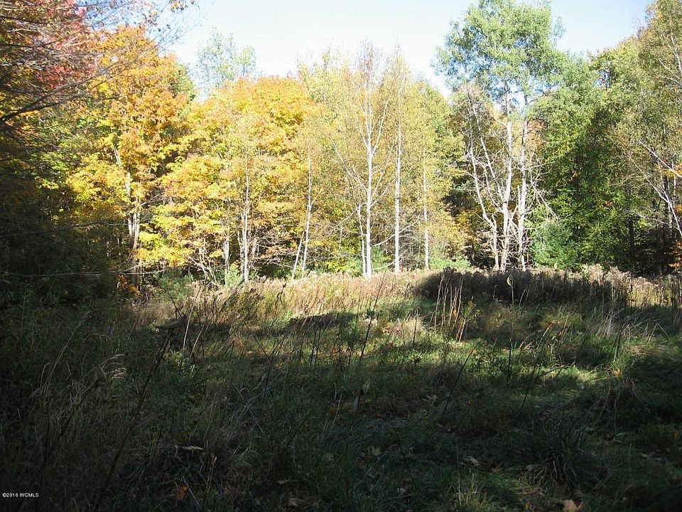2nd image of 1260 Valentine Pond Rd